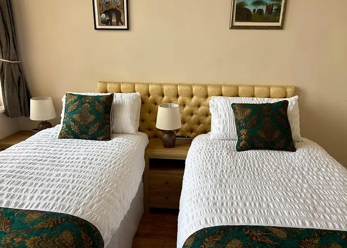 Luxury Racecourse With Parking York