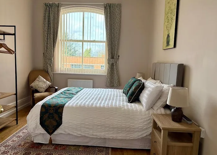 Luxury Racecourse With Parking York